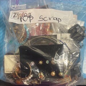 Assorted Jewelry Scrap Lot